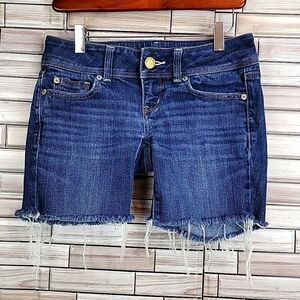 American Eagle cut off denim jean shorts Size 0